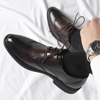 Натуральная Корейская версия, заостренная и универсальная Маленькая кожаная обувь, мужские черные кожаные туфли, роскошная офисная повседневная обувь для вечеринок